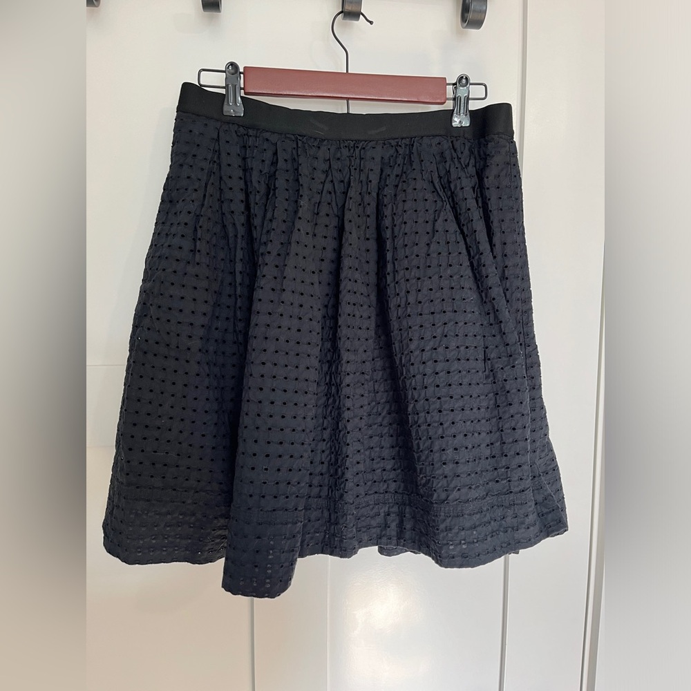 UNIQLO Black Skirt